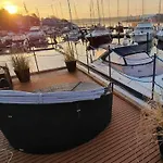 Ahoy Masal Modern Retreat